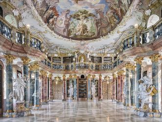 Kloster Wiblingen, Der prunkvolle Bibliothekssaal