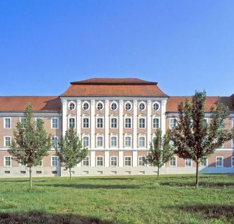 Außenansicht des Nordflügels von Kloster Wiblingen